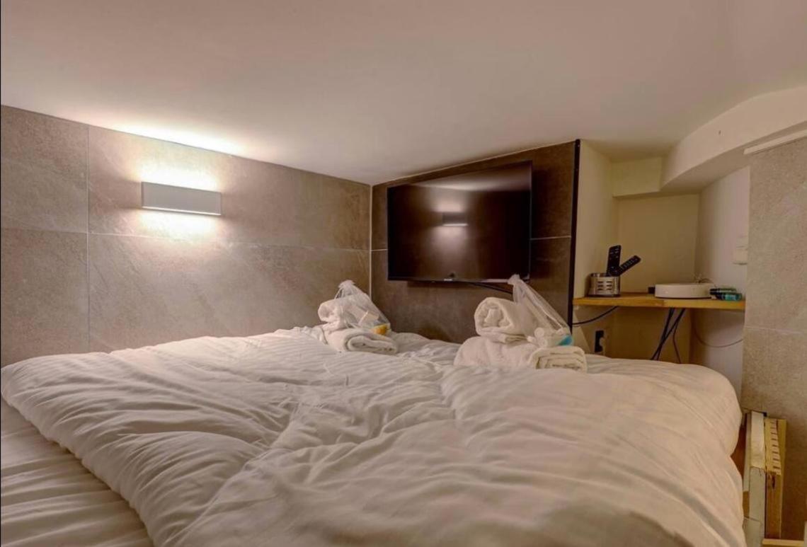 Apartment Cosy Inside Batignolles - L60 *